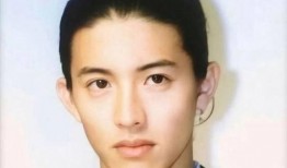 经纪人爆料爱豆视频,爱豆私密视频引发热议，经纪人揭秘背后真相